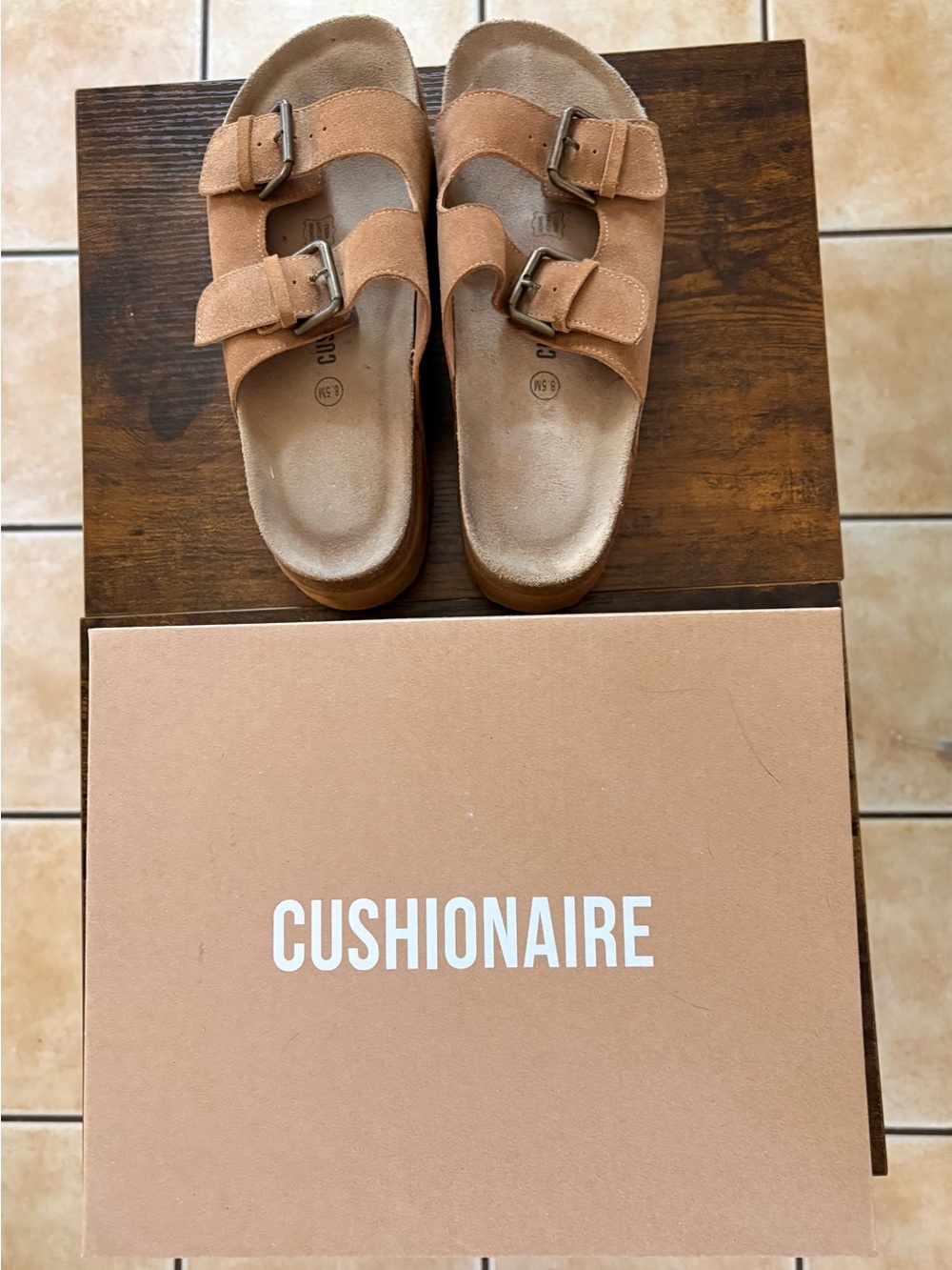 Cushionaire Women’s Tan Double-Buckle Suede Sandals 8.5